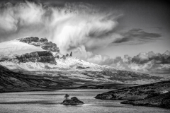 Ray-Acland-Loch-Latham-and-the-Old-Man-of-Storr-9.0