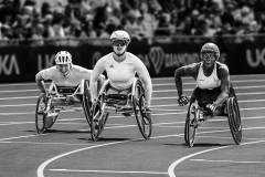 Andy-Dulson-Hanna-Cockcroft-Leads-800m-9