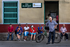 Peter-Rocchiccioli-Waiting-at-the-Panamericana-Cuba-9