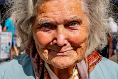 Michael-Harris-Out-Shopping-9.5